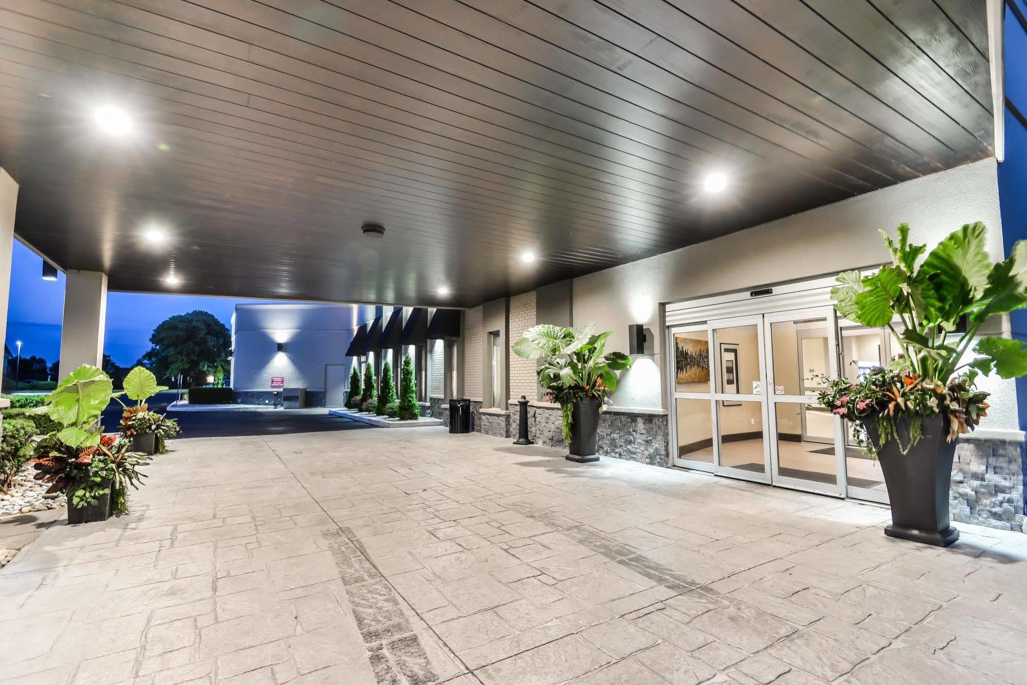 Best Western Plus Leamington Hotel & Conference Centre Exterior foto